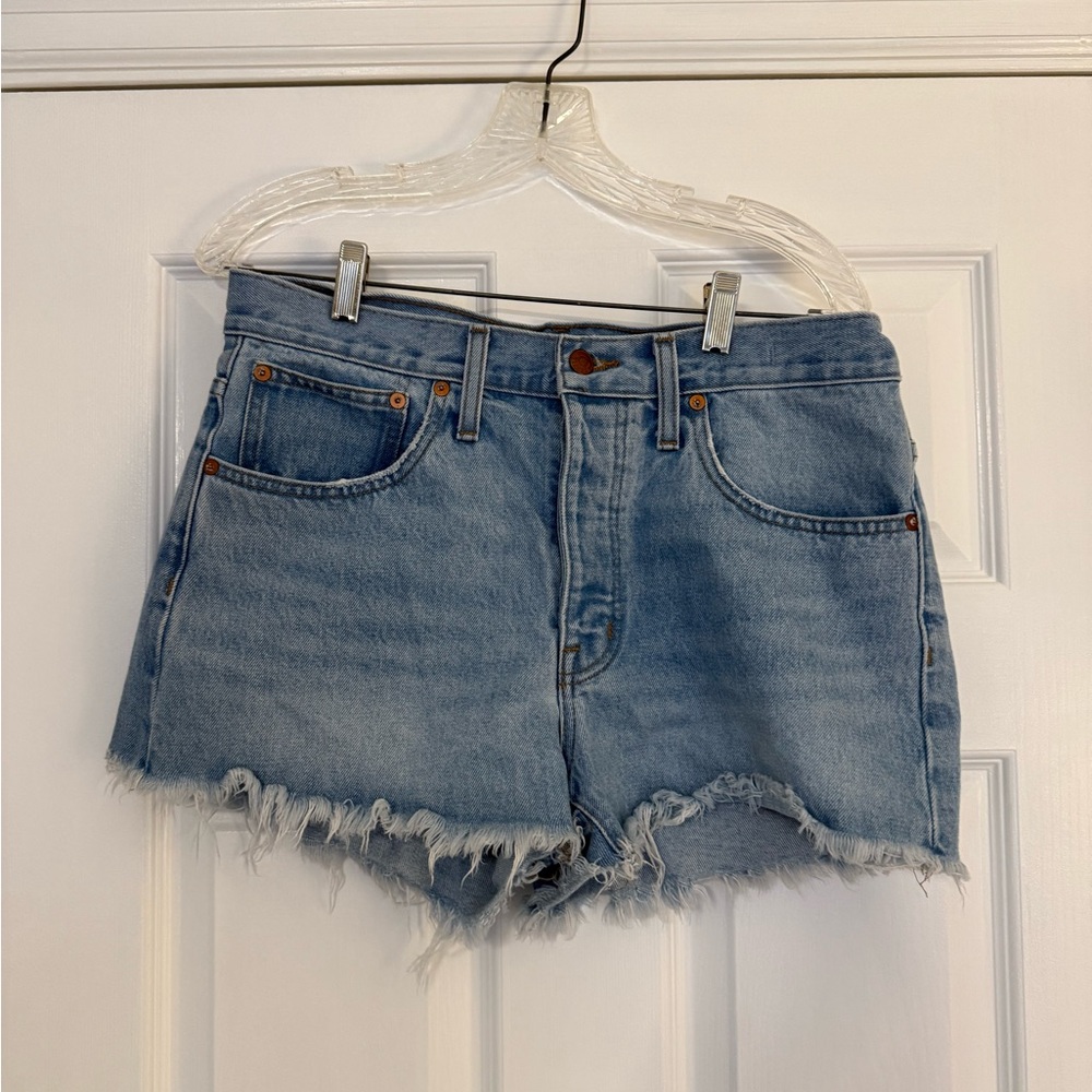 Madewell Light Blue Frayed Jean Shorts Size 28